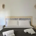 Donna Nina Guest house 4*