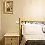 Donna Nina 4* Monopoli